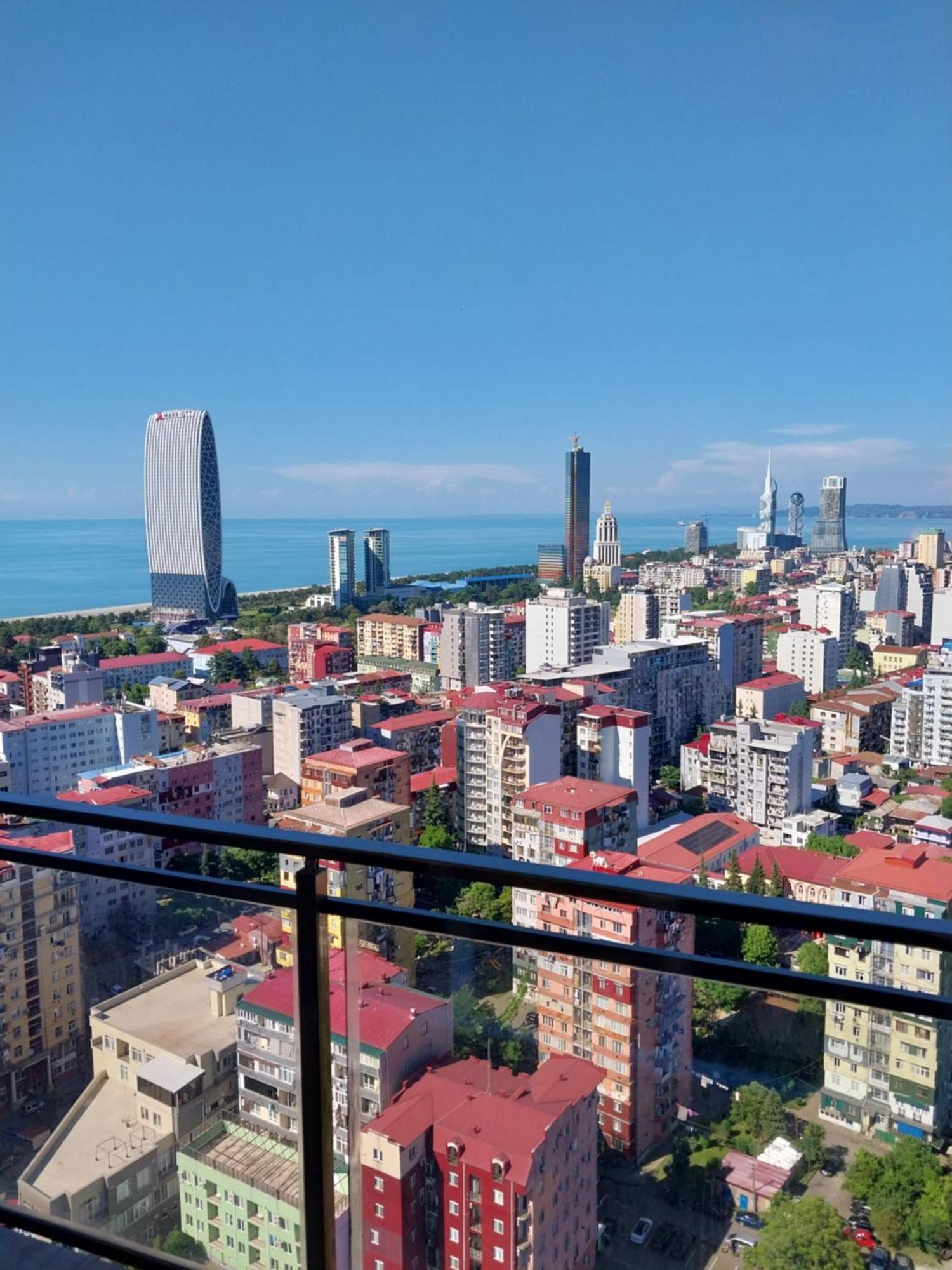Batumi Flat With Epic Views 아파트 객실 사진